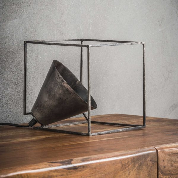 Kubis Tischlampe von lefurn.de 