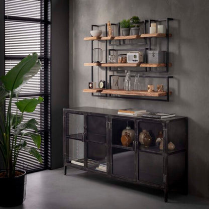 Wandregal Edge 20 von lefurn.de, modernes Wandregal aus Holz mit klaren Linien und praktischem Stauraum.