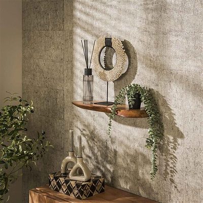 Wandregal Organic 60 von lefurn.de, modernes Wandregal aus Holz, mit zwei Ablageflächen und Wandbefestigung, Blick auf die Einrichtung.